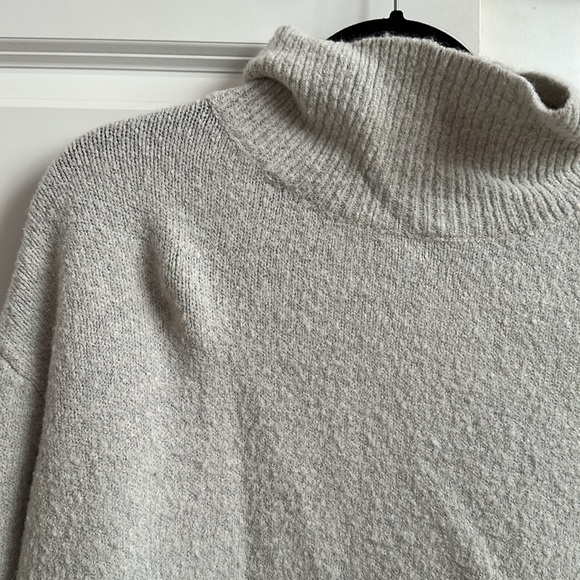 Oak and Fort Sweater - Picture 2 of 2